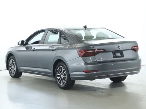 Certified 2021 Volkswagen Jetta SE w/ SE Cold Weather Package image 40