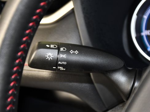 Used 2024 Toyota RAV4 SE w/ Weather & Moonroof Package AWD/4WD image 22