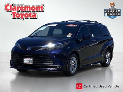 Certified 2025 Toyota Sienna XLE w/ XLE Plus Package