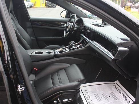 Used 2018 Porsche Panamera 4S AWD/4WD image 15