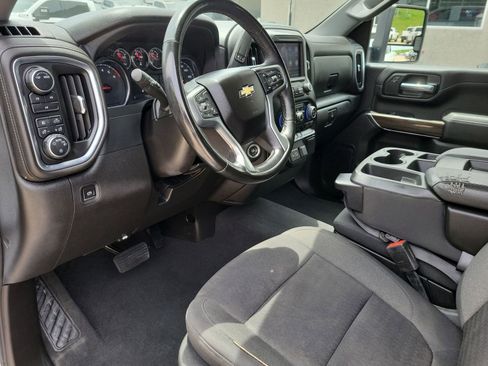 Used 2023 Chevrolet Silverado 2500 LT w/ Convenience Package AWD/4WD image 10