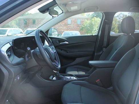 Used 2024 Buick Encore GX Preferred FWD image 12