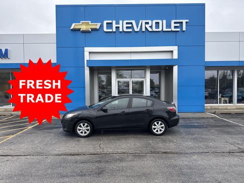 Used 2010 MAZDA MAZDA3 i Touring FWD image 2