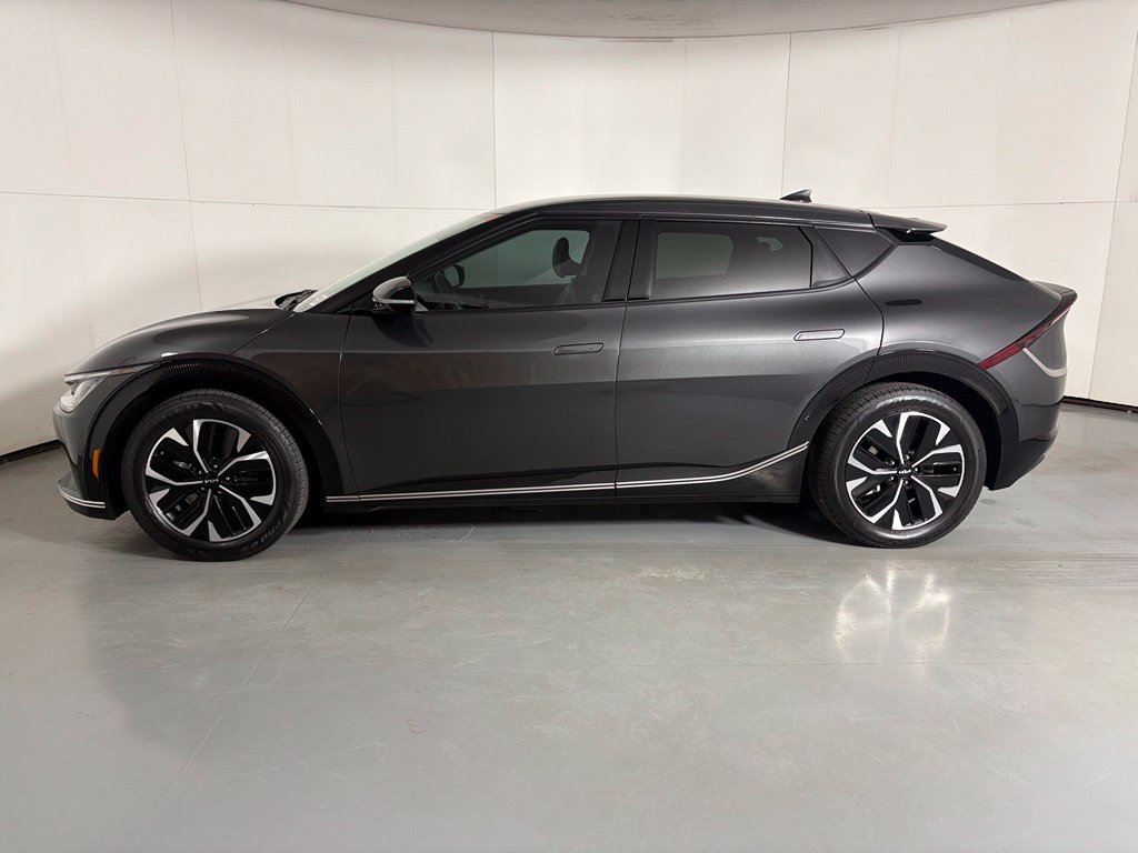 Used 2024 Kia EV6 Wind RWD image 5