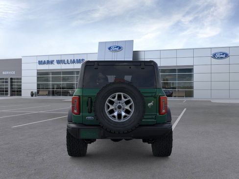 New 2025 Ford Bronco Badlands image 5