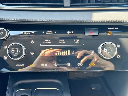 Certified 2026 INFINITI QX60 Luxe w/ Cargo Package FWD image 17
