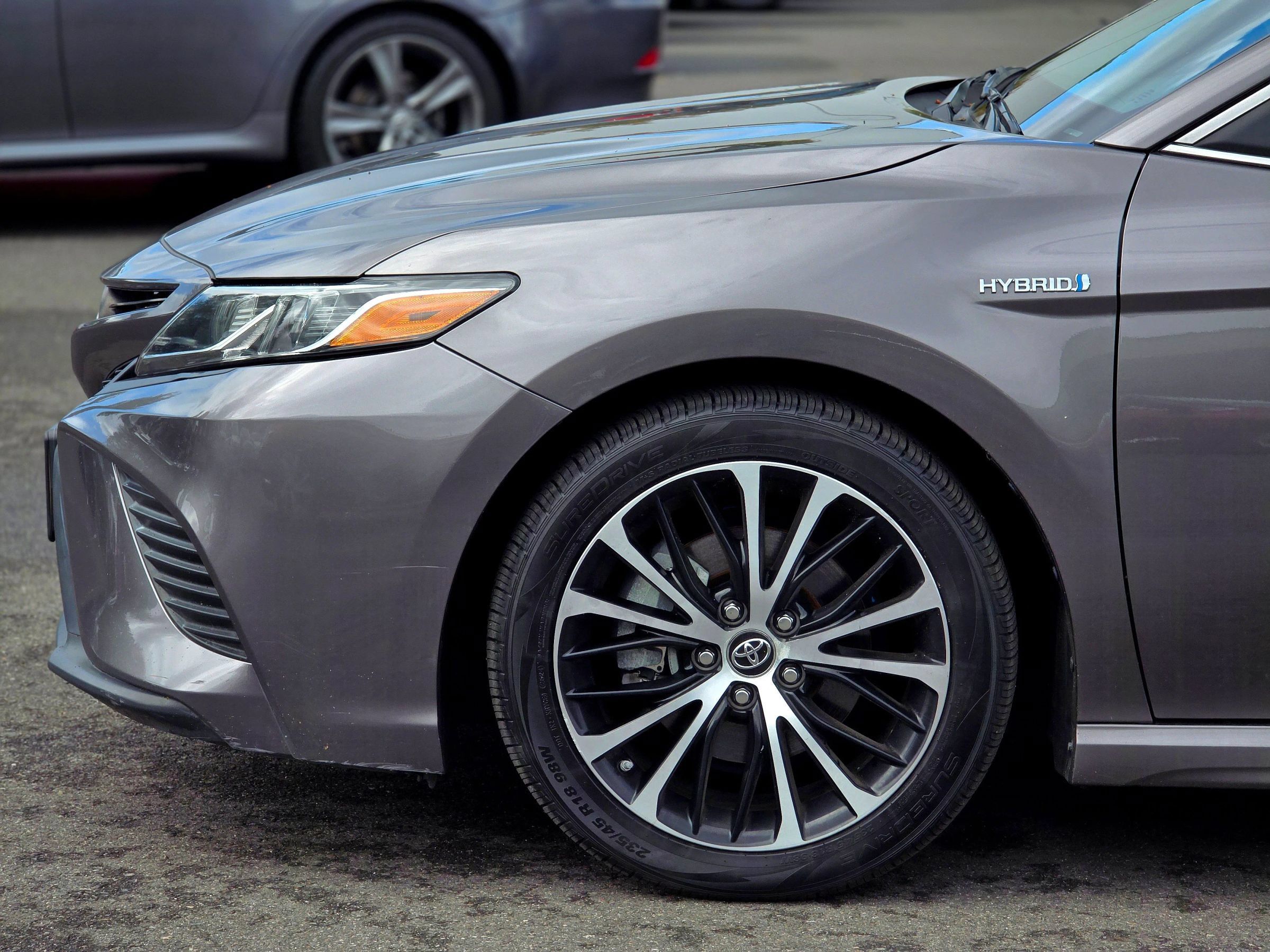 Used 2019 Toyota Camry SE w/ Audio Package FWD image 6