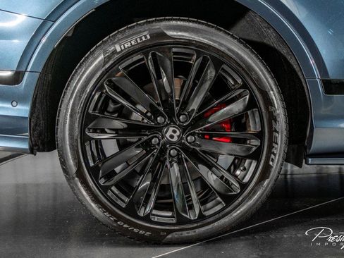 Used 2023 Bentley Bentayga Speed image 30