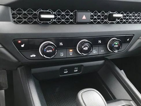 Used 2024 Honda Accord EX image 11