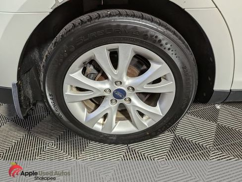 Used 2010 Ford Taurus SEL FWD image 41