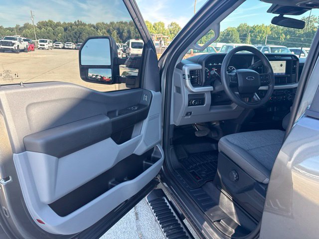 Used 2026 Ford F250 XL w/ XL Off-Road Package AWD/4WD image 13