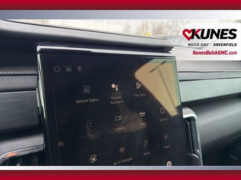 Used 2024 GMC Acadia Elevation image 22