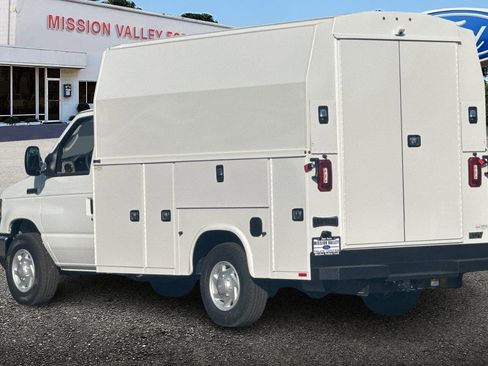 New 2026 Ford E-350 and Econoline 350 Super Duty w/ Power Equipment Group image 6