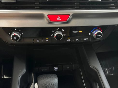 Used 2020 Kia Telluride LX FWD image 35