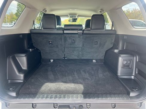 Used 2024 Toyota 4Runner SR5 Premium image 13