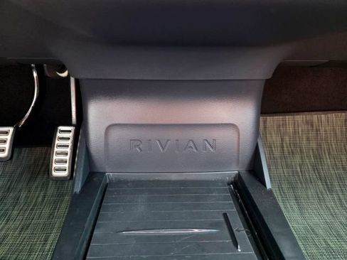 Used 2023 Rivian R1S Adventure Quad AWD/4WD image 37