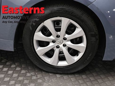 Used 2023 Toyota Corolla LE FWD image 30