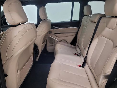 Used 2022 Jeep Grand Cherokee Limited 4xe image 18