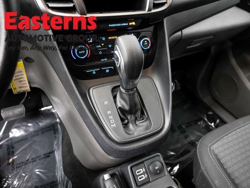 Used 2021 Ford Transit Connect XLT FWD image 13