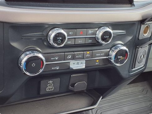 Used 2025 Ford F150 XLT w/ Equipment Group 301A Standard image 13