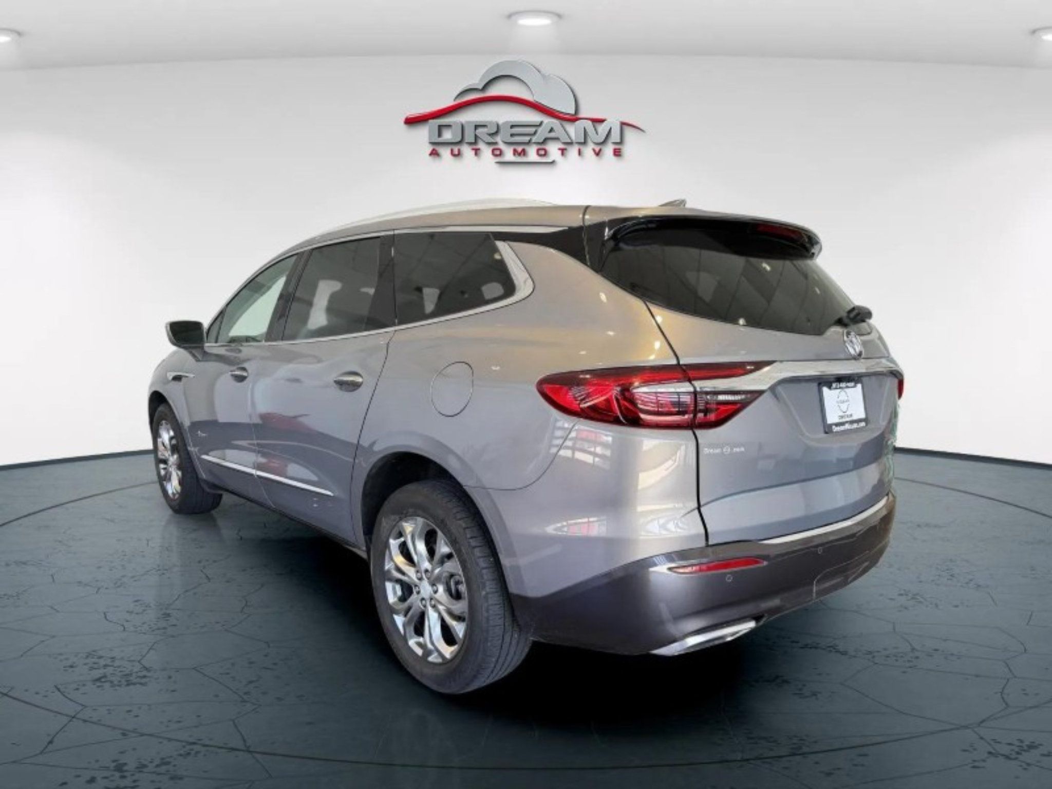 Used 2019 Buick Enclave Avenir w/ Avenir Technology Package AWD/4WD image 6