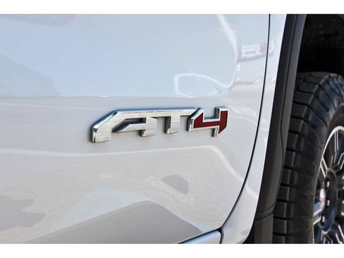 Used 2022 GMC Sierra 1500 AT4 w/ AT4 Preferred Package AWD/4WD image 37