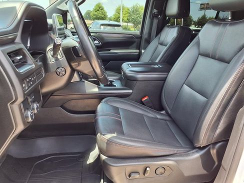Used 2022 Chevrolet Tahoe RST w/ Sport Performance Package RWD image 23