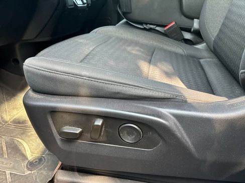 Used 2023 Chevrolet Silverado 1500 Custom AWD/4WD image 20