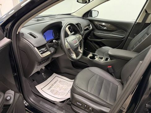Used 2024 GMC Terrain Denali w/ Black Diamond Edition image 11