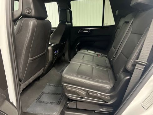 Certified 2025 Chevrolet Tahoe LT image 14