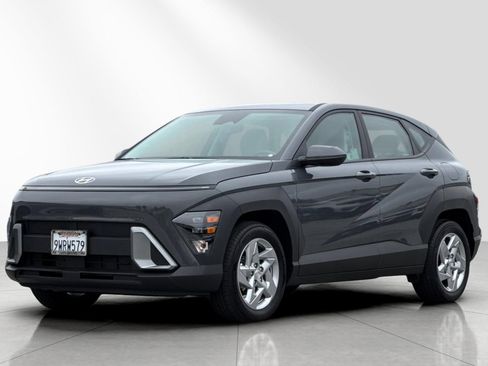 Certified 2026 Hyundai Kona SE FWD image 8