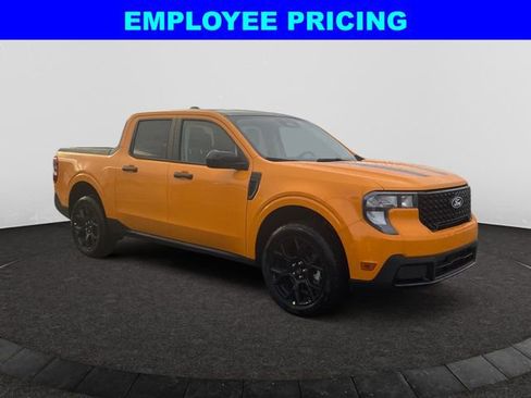New 2026 Ford Maverick XLT w/ XLT Luxury Package AWD/4WD image 7