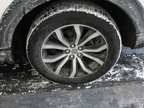 Used 2021 Ford Explorer ST w/ Premium Technology Package image 15