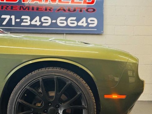 Used 2018 Dodge Challenger SXT w/ Cold Weather Group image 9