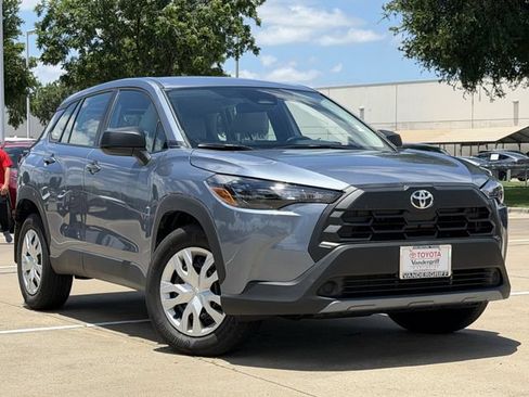 Certified 2026 Toyota Corolla Cross L FWD image 2