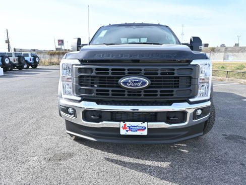 New 2026 Ford F450 XL w/ 360-Degree Camera Package image 9