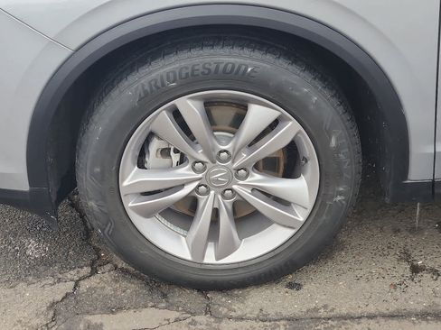 Used 2023 Acura MDX image 9