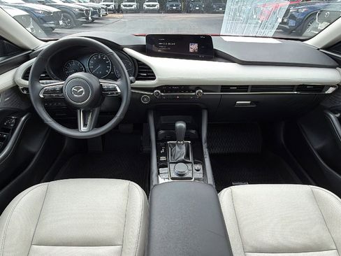 Used 2025 MAZDA MAZDA3 2.5 Turbo Sedan w/Premium Plus image 19
