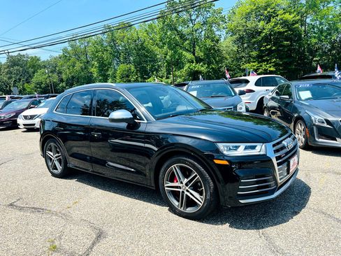 Used 2019 Audi SQ5 Premium Plus w/ Premium Plus Package image 9