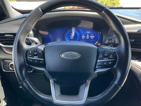 Used 2021 Ford Explorer Platinum w/ Equipment Group 601A AWD/4WD image 58