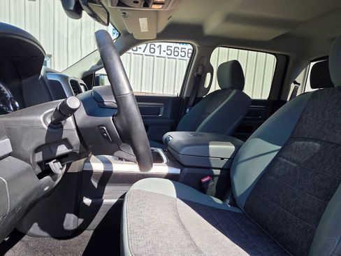 Used 2017 RAM 1500 Big Horn image 11