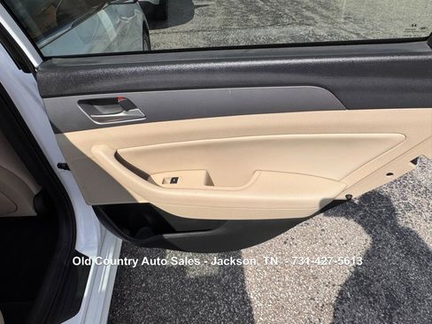 Used 2019 Hyundai Sonata SEL w/ Tech Package 02 image 12