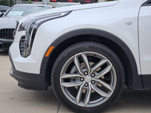 Used 2022 Cadillac XT4 Sport image 12
