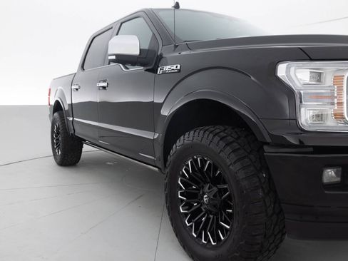 Used 2018 Ford F150 Platinum w/ Equipment Group 701A Luxury AWD/4WD image 11