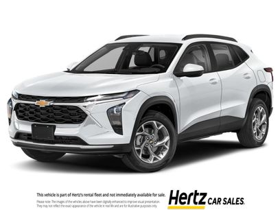 Used 2025 Chevrolet Trax LT w/ LT Convenience Package