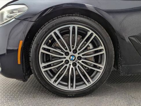 Used 2019 BMW 540i w/ M Sport Package RWD image 30