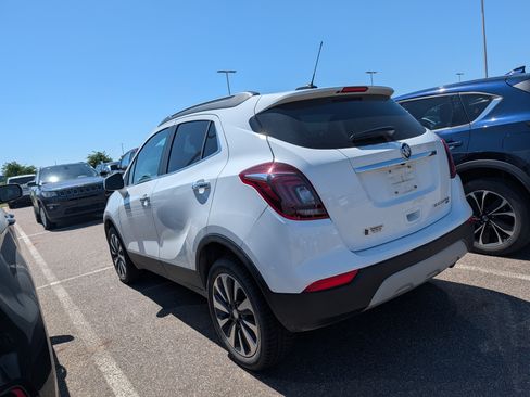 Used 2022 Buick Encore Preferred w/ Safety Package AWD/4WD image 3
