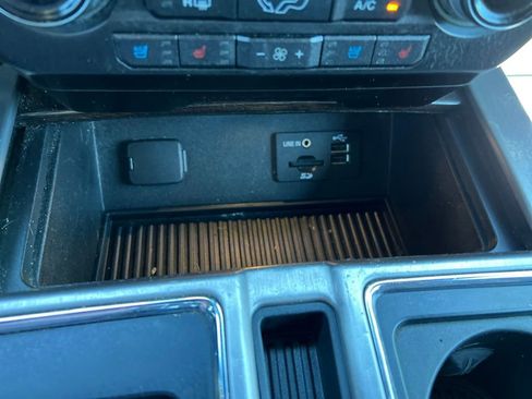 Used 2015 Ford F150 Platinum w/ Equipment Group 701A Luxury image 36