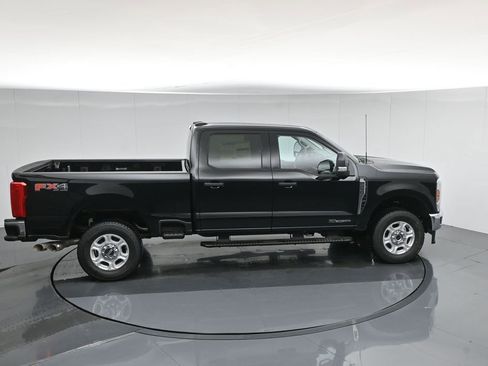 New 2026 Ford F250 XLT w/ FX4 Off-Road Package image 39