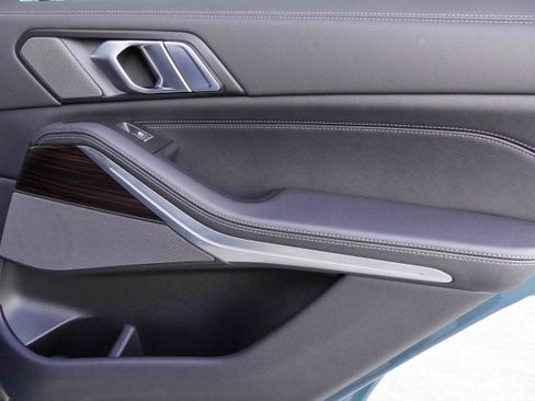 Certified 2025 BMW X5 xDrive40i image 33